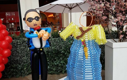 Balloon Korean Gang Nang style balloon sculpture_balloon decoration_氣球韓服_氣球江南大叔_氣球佈置_氣球展_台北