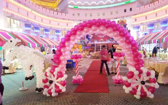 Wedding balloon decoration_balloon arch